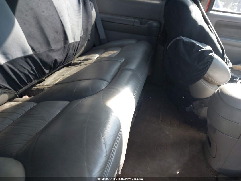 1996 Chevrolet Tahoe K1500 VIN: 3GNEK18R4TG131125 Lot: 43355768