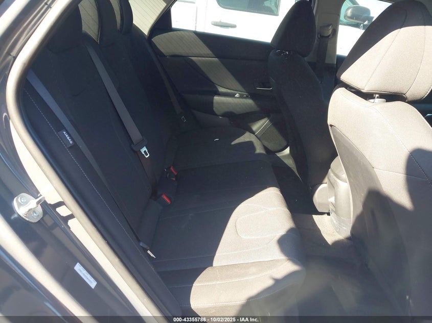 KMHLL4DG6SU042537 2025 HYUNDAI ELANTRA photo no. 8