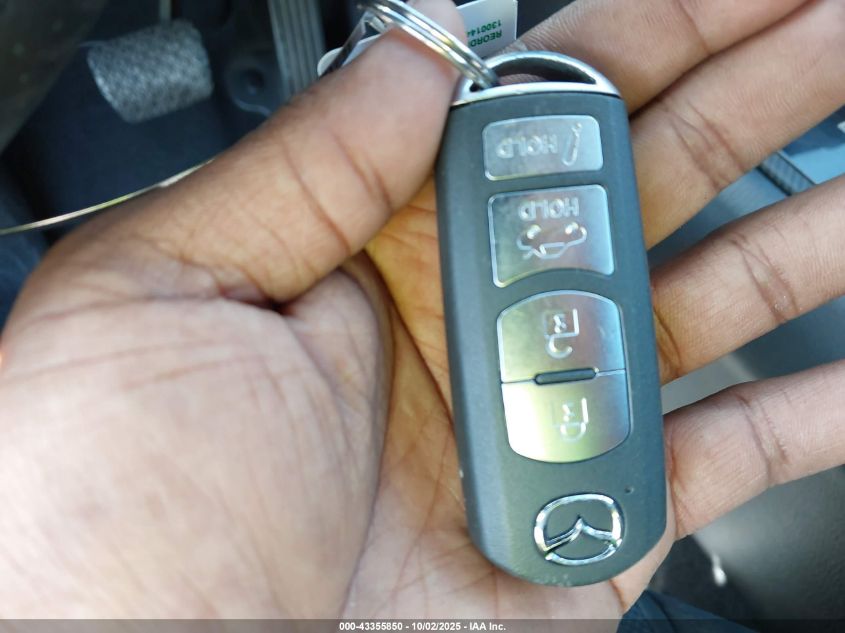 2014 Mazda Mazda3 I Sport VIN: JM1BM1U70E1123163 Lot: 43355850