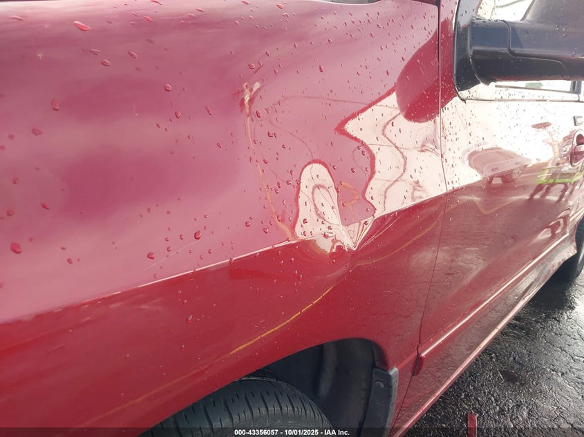 2005 Ford Freestar Sel VIN: 2FMZA52295BA61137 Lot: 43356057