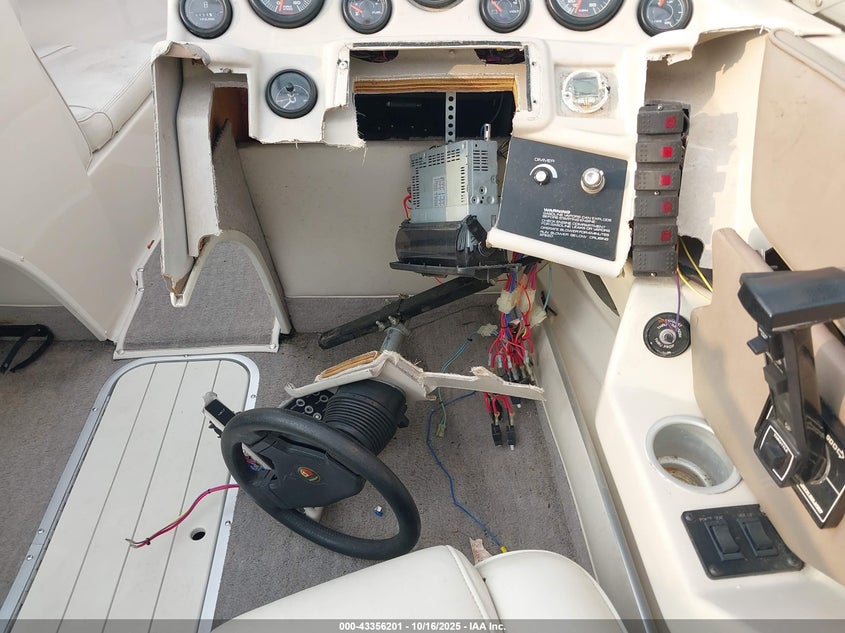 1993 MARIAH BOAT AND TRAILER auction photo 6