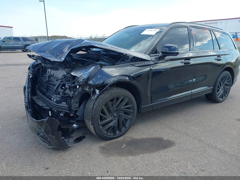 Vin: 5lm5j9xcxsgl01577, lot: 43850989, lincoln aviator black label 20252