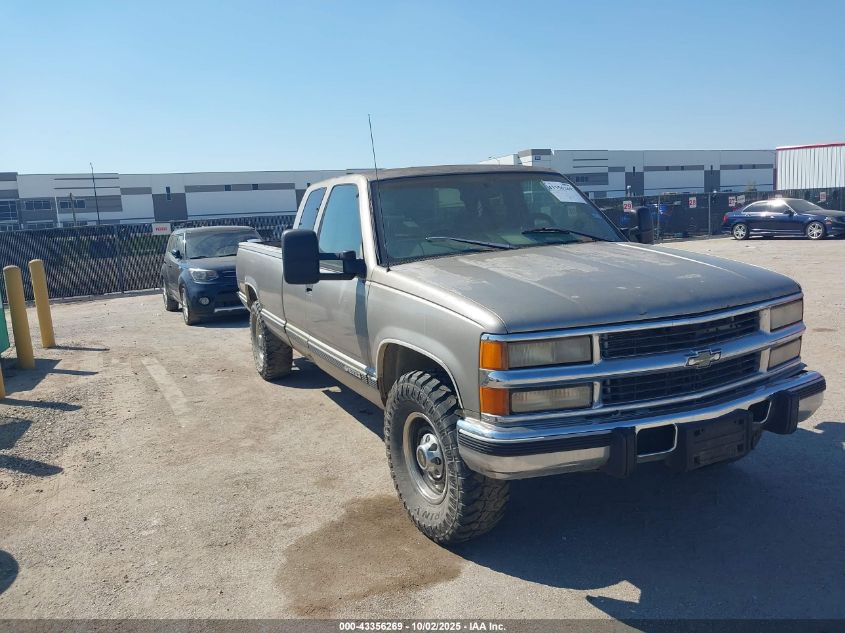 1998 Chevrolet C2500 Fleetside VIN: 1GCGC29F2WE148686 Lot: 43356269