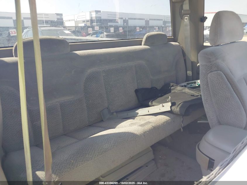 1998 Chevrolet C2500 Fleetside VIN: 1GCGC29F2WE148686 Lot: 43356269