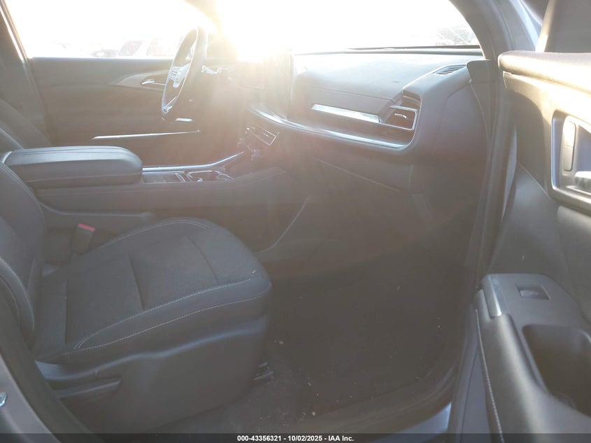 2024 CHEVROLET TRAVERSE FWD LS - 1GNEREKS4RJ147976