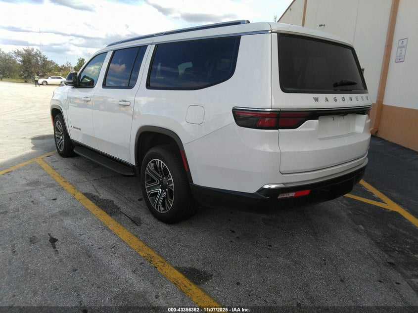 2024 JEEP WAGONEER L SERIES II 4X2 - 1C4SJRBP0RS146095