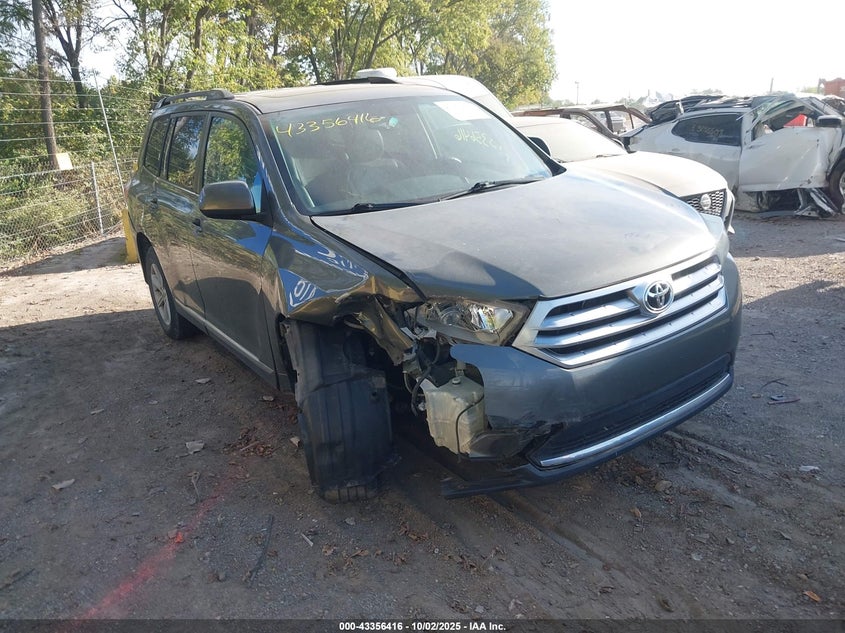 TOYOTA HIGHLANDER SE V6