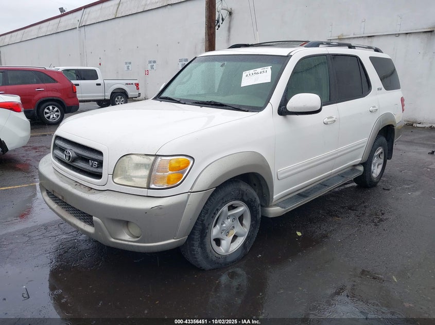 5TDBT44A82S083820 2002 TOYOTA SEQUOIA photo no. 2