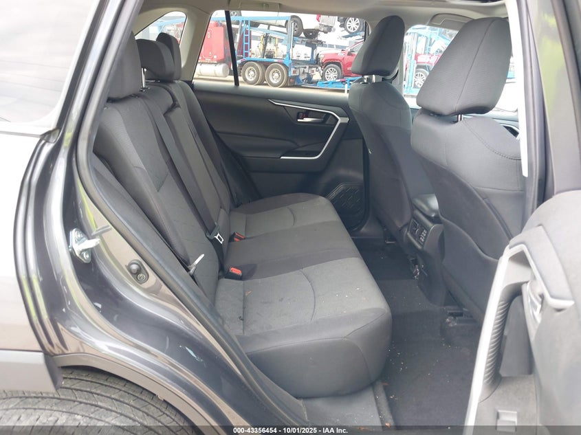 2021 TOYOTA RAV4 XLE - 2T3W1RFV4MW184066