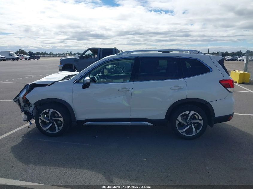 2023 Subaru Forester Touring VIN: JF2SKARCXPH551815 Lot: 43356510