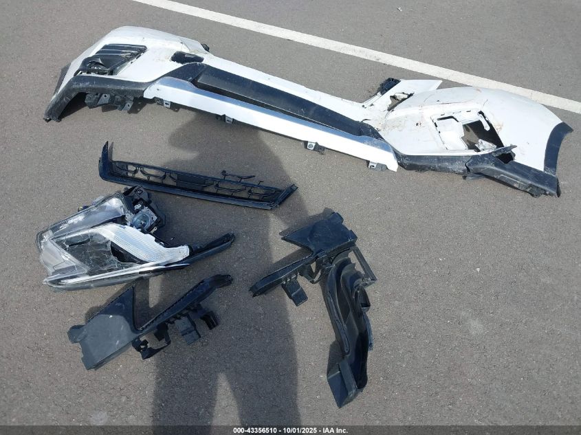 2023 Subaru Forester Touring VIN: JF2SKARCXPH551815 Lot: 43356510