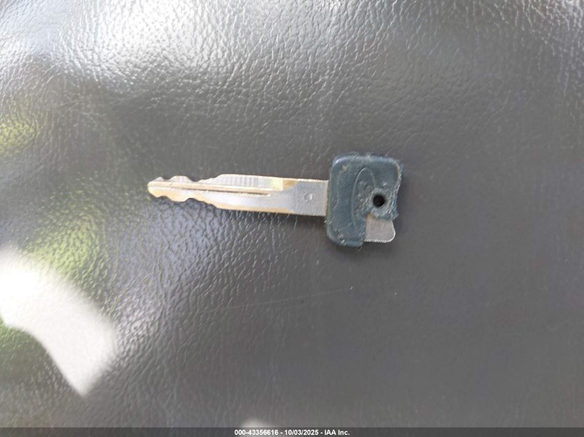 2005 Ford F-250 Xl/Xlt VIN: 1FTNF20515EB82555 Lot: 43356616