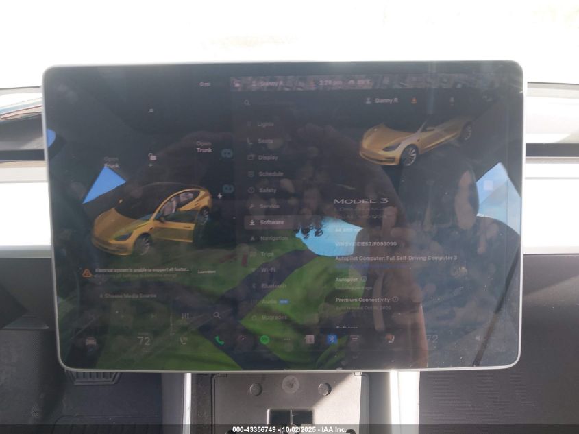 2018 Tesla Model 3 Long Range/Performance VIN: 5YJ3E1EB7JF098090 Lot: 43356749