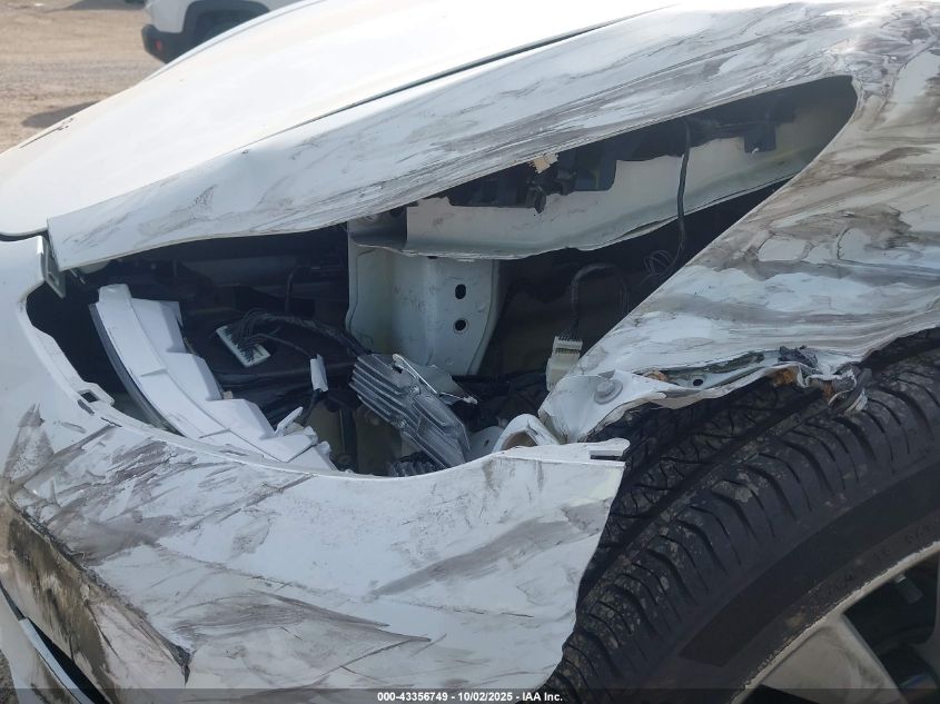 2018 Tesla Model 3 Long Range/Performance VIN: 5YJ3E1EB7JF098090 Lot: 43356749