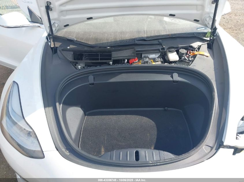 2018 Tesla Model 3 Long Range/Performance VIN: 5YJ3E1EB7JF098090 Lot: 43356749