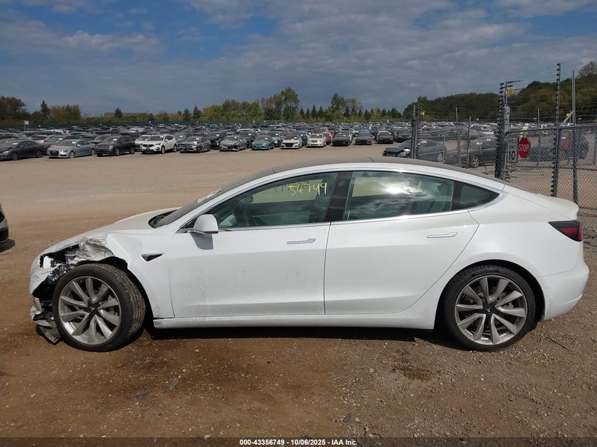 2018 Tesla Model 3 Long Range/Performance VIN: 5YJ3E1EB7JF098090 Lot: 43356749