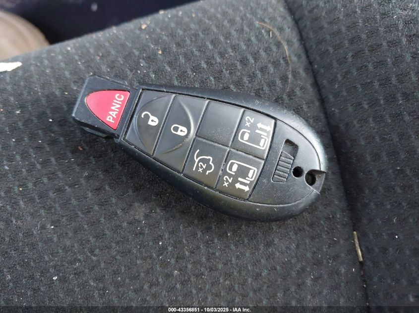 2011 Chrysler Town & Country Touring VIN: 2A4RR5DG3BR780080 Lot: 43356851