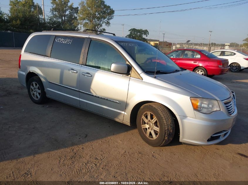 CHRYSLER TOWN & COUNTRY TOURING