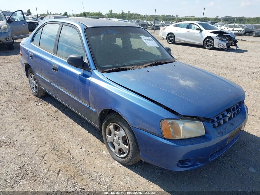 KMHCG45C61U188015 2001 Hyundai Accent Gl auction photo 1