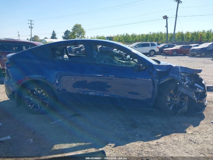 2022 Tesla Model Y Long Range Dual Motor All-Wheel Drive VIN: 7SAYGDEE2NF459875 Lot: 43356887