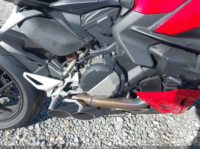 2022 Ducati Streetfighter V2 VIN: ZDMFAKYW6NB000824 Lot: 43356915