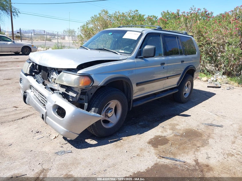 JA4MT31H9YP809525 2000 MITSUBISHI MONTERO SPORT photo no. 2