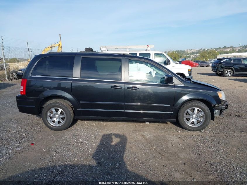 2009 Chrysler Town & Country Touring VIN: 2A8HR54179R618145 Lot: 43357015