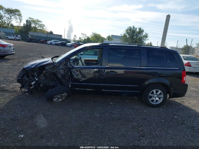 2009 Chrysler Town & Country Touring VIN: 2A8HR54179R618145 Lot: 43357015