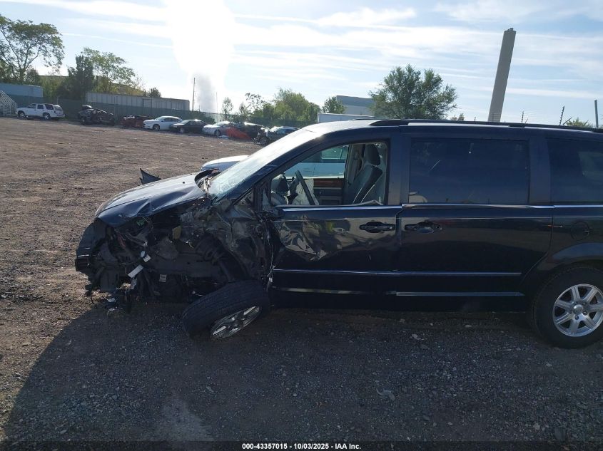 2009 Chrysler Town & Country Touring VIN: 2A8HR54179R618145 Lot: 43357015