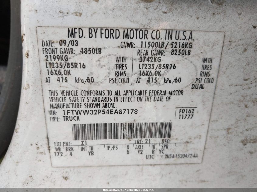 2004 Ford F-350 Lariat/Xl/Xlt VIN: 1FTWW32P54EA87178 Lot: 43357075