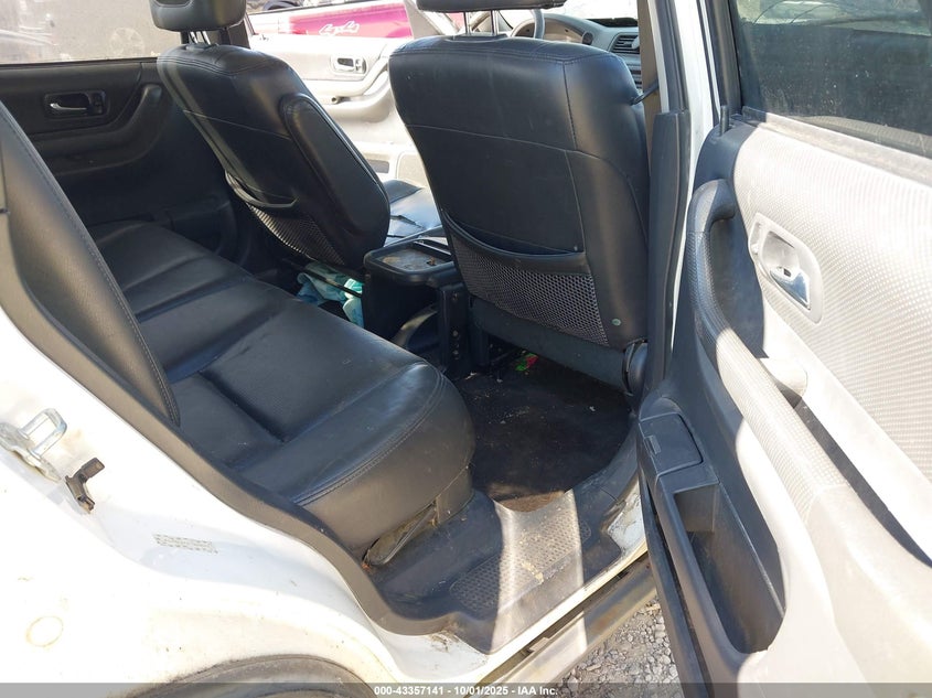 2000 Honda Cr-V Special Edition VIN: JHLRD1873YS022077 Lot: 43357141