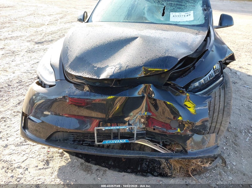 2021 Tesla Model Y Long Range Dual Motor All-Wheel Drive VIN: 5YJYGDEE6MF204643 Lot: 43357149