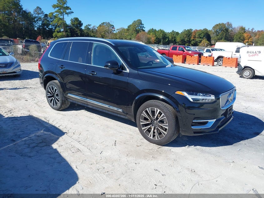 VOLVO XC90 T8 PLUS BRIGHT THEME 7-SEATER