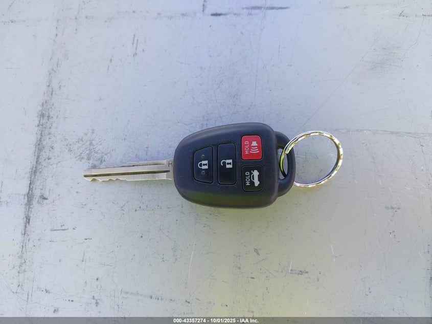 2015 TOYOTA COROLLA S PLUS - 5YFBURHE4FP199702