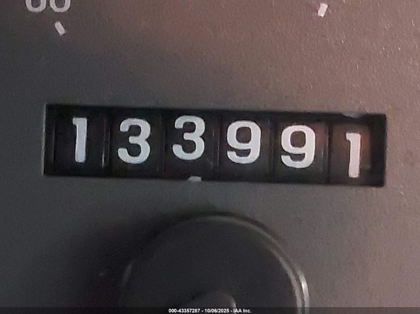 2005 Mercury Grand Marquis Ls/Lse VIN: 2MEFM75W85X655146 Lot: 43357287