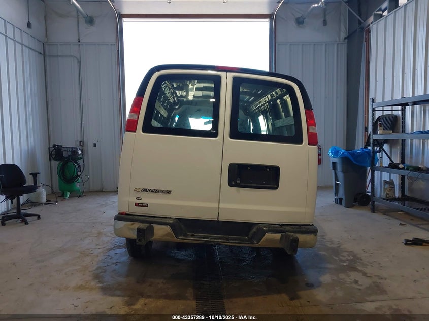 1GCWGAFP6N1154973 2022 CHEVROLET EXPRESS photo no. 17