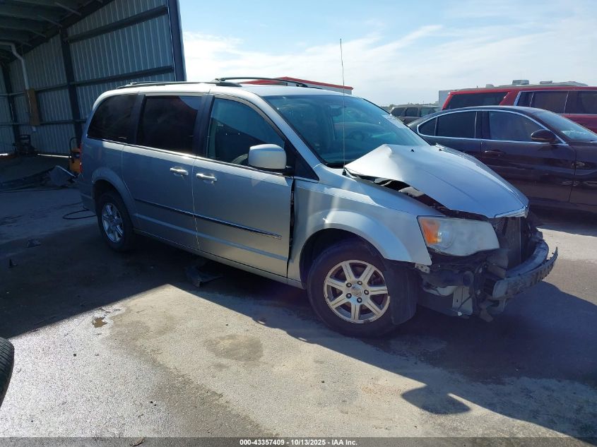 CHRYSLER TOWN & COUNTRY TOURING