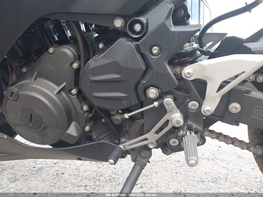 2025 Kawasaki Ex500 VIN: ML5EXGG13SDA51672 Lot: 43357430