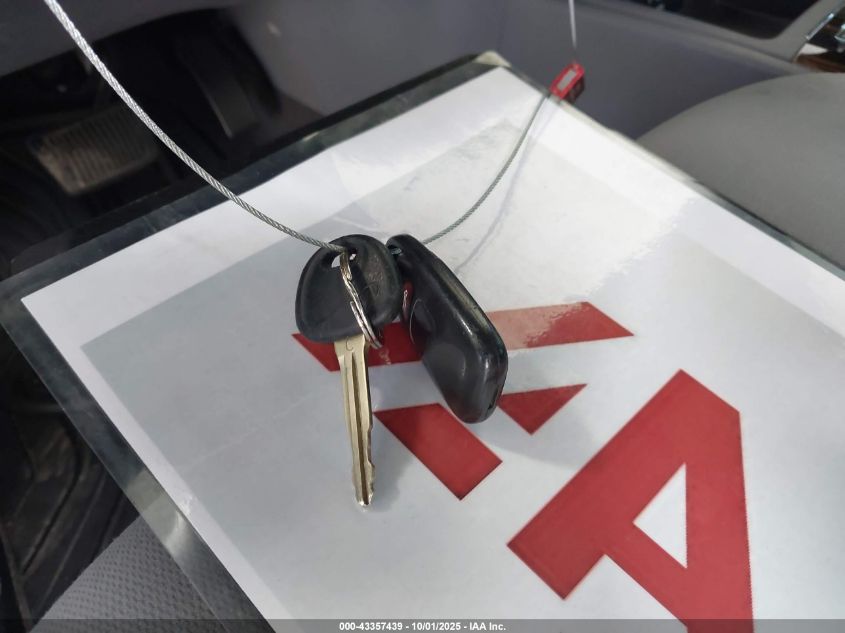 2010 Hyundai Santa Fe Gls VIN: 5NMSGDAB2AH345043 Lot: 43357439