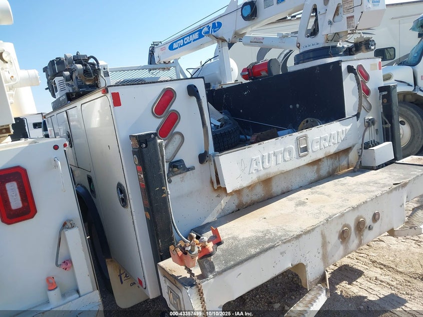 1FD0X5HT7KEC42213 2019 FORD F550 photo no. 3
