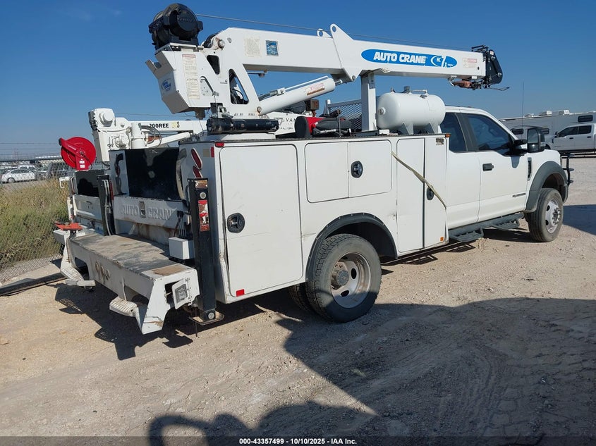 1FD0X5HT7KEC42213 2019 FORD F550 photo no. 4