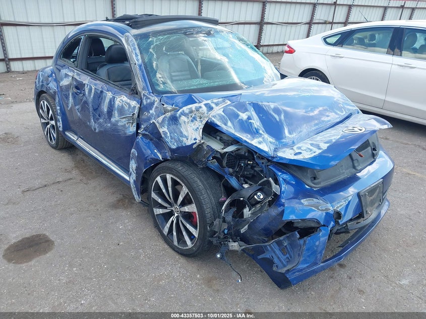 VOLKSWAGEN BEETLE 2.0T GSR/2.0T R-LINE