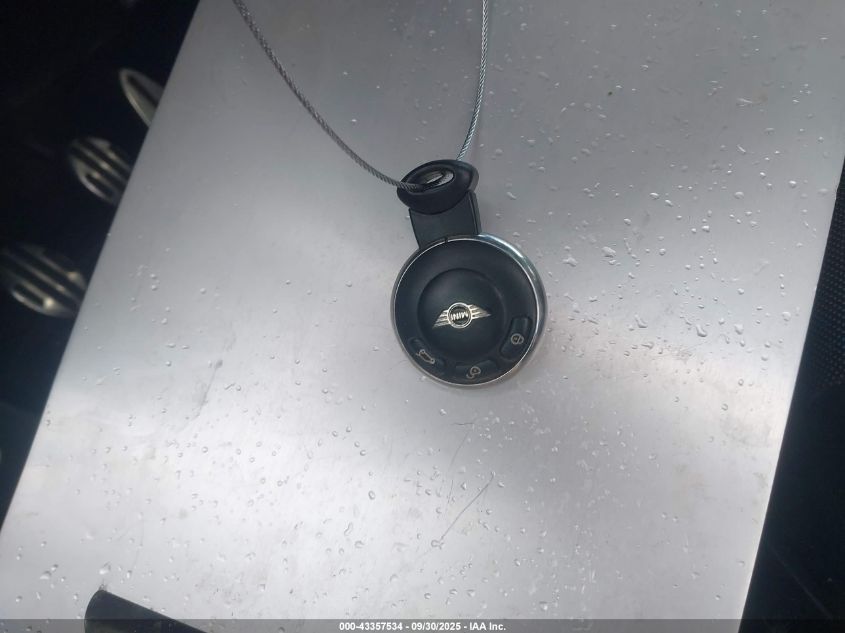 2011 Mini Cooper S VIN: WMWSV3C52BTY24101 Lot: 43357534