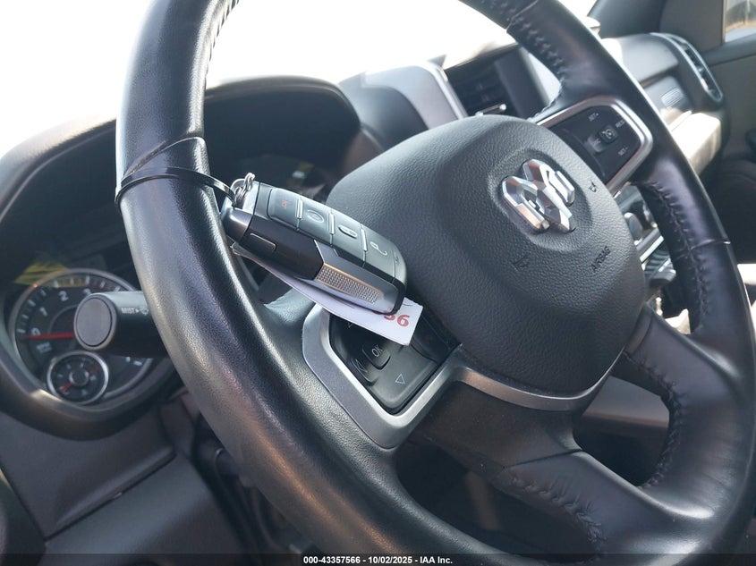 2022 RAM 1500 BIG HORN  4X4 5'7 BOX - 1C6RRFFG5NN378241