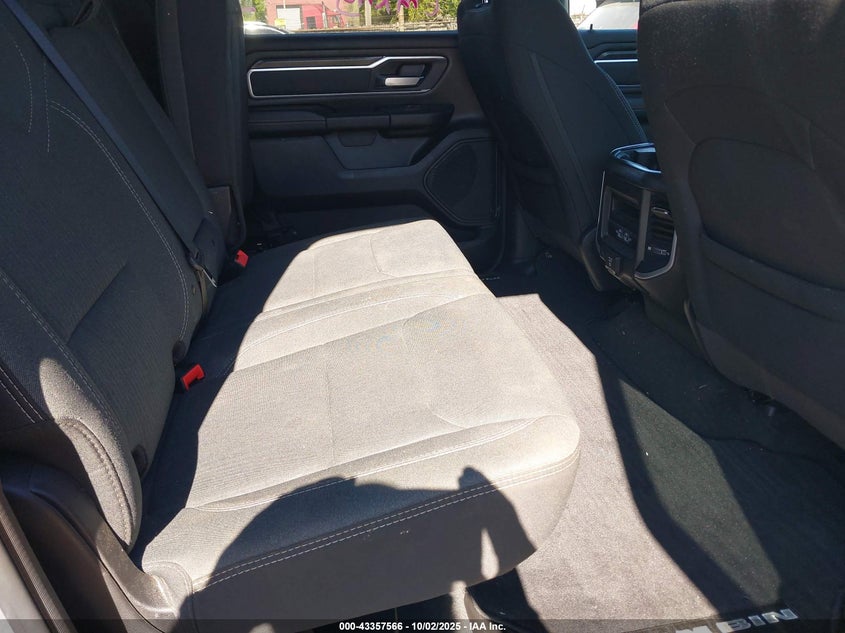 2022 RAM 1500 BIG HORN  4X4 5'7 BOX - 1C6RRFFG5NN378241