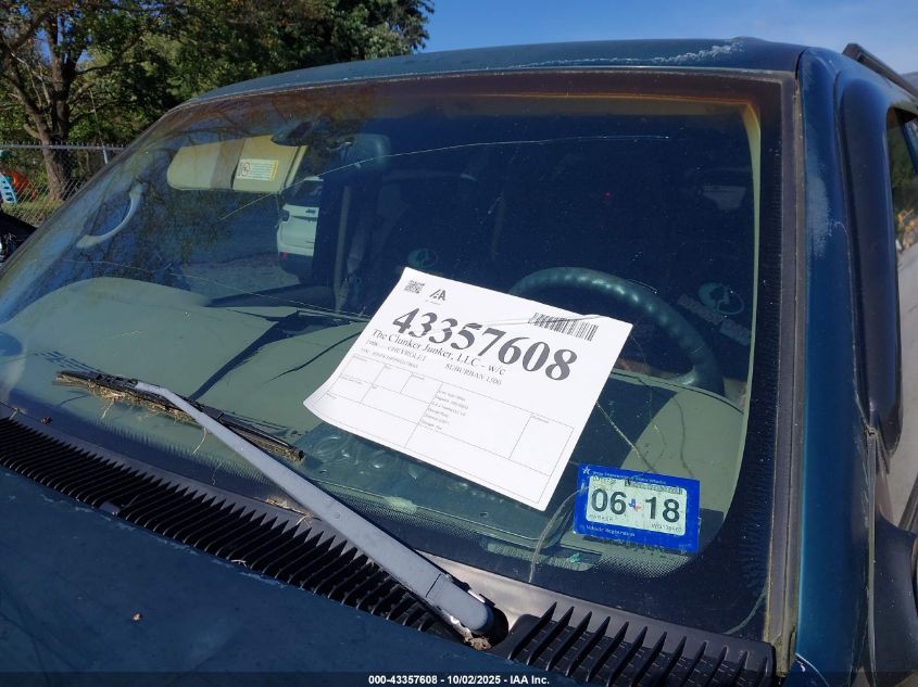 1998 Chevrolet Suburban 1500 VIN: 3GNFK16R9WG139863 Lot: 43357608