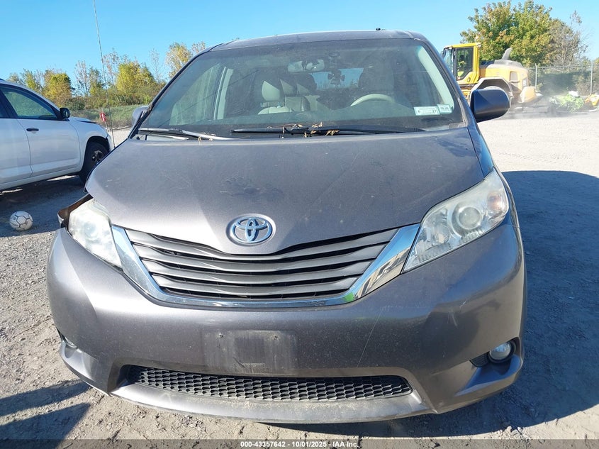 2013 TOYOTA SIENNA XLE/LIMITED 5TDYK3DC5DS402828