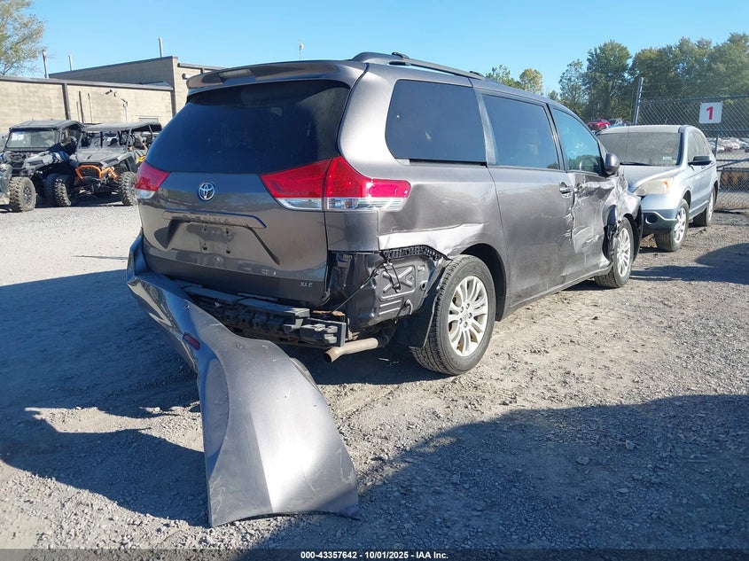 2013 TOYOTA SIENNA XLE/LIMITED 5TDYK3DC5DS402828