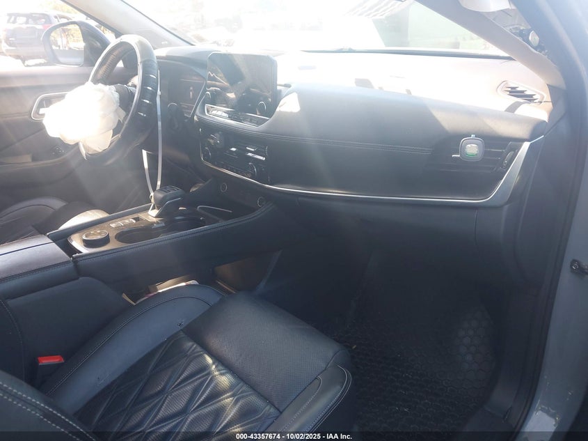 2022 NISSAN ROGUE PLATINUM INTELLIGENT AWD - JN8BT3DD3NW271402