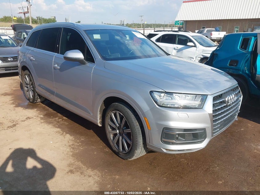 AUDI Q7 2.0T PREMIUM
